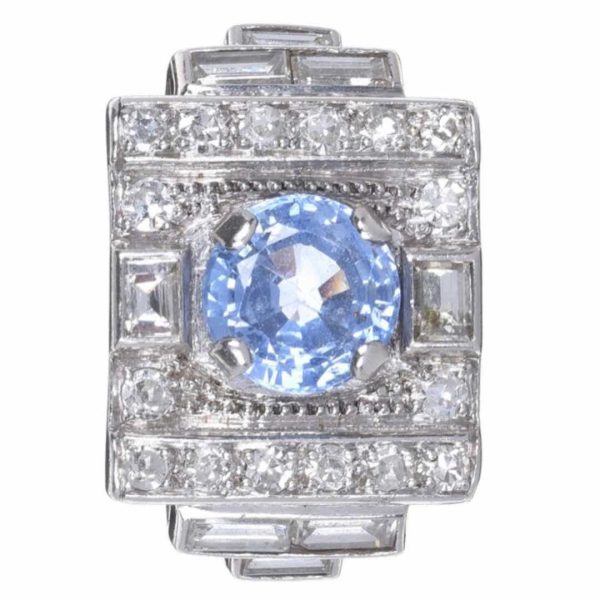 Sapphire ladies ring